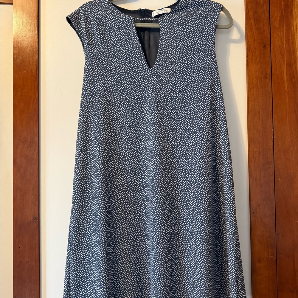 Elegant Blue and White Patterned Dress